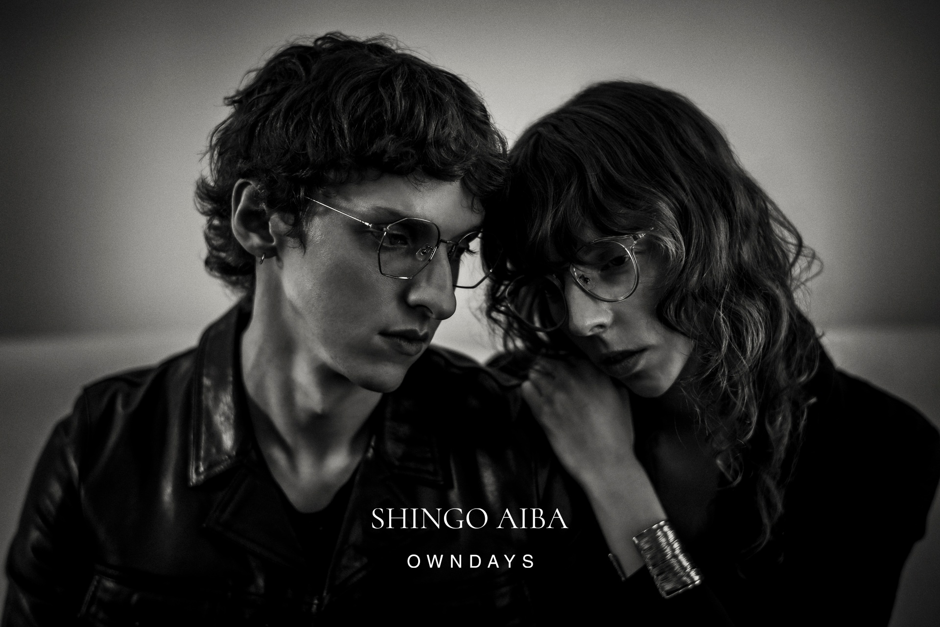 SHINGO AIBA × OWNDAYS オーバーサイズボストン SHINGO AIBA × OWNDAYS 商品一覧へ 商品一覧 | メガネ通販のオンデーズ