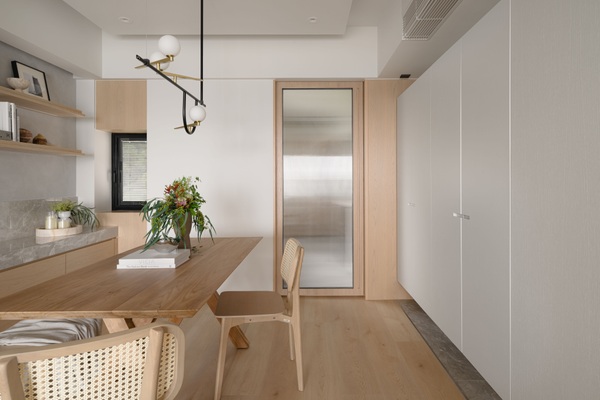 Residential Interior Design at North Point Mid Levels, Hong Kong by ...