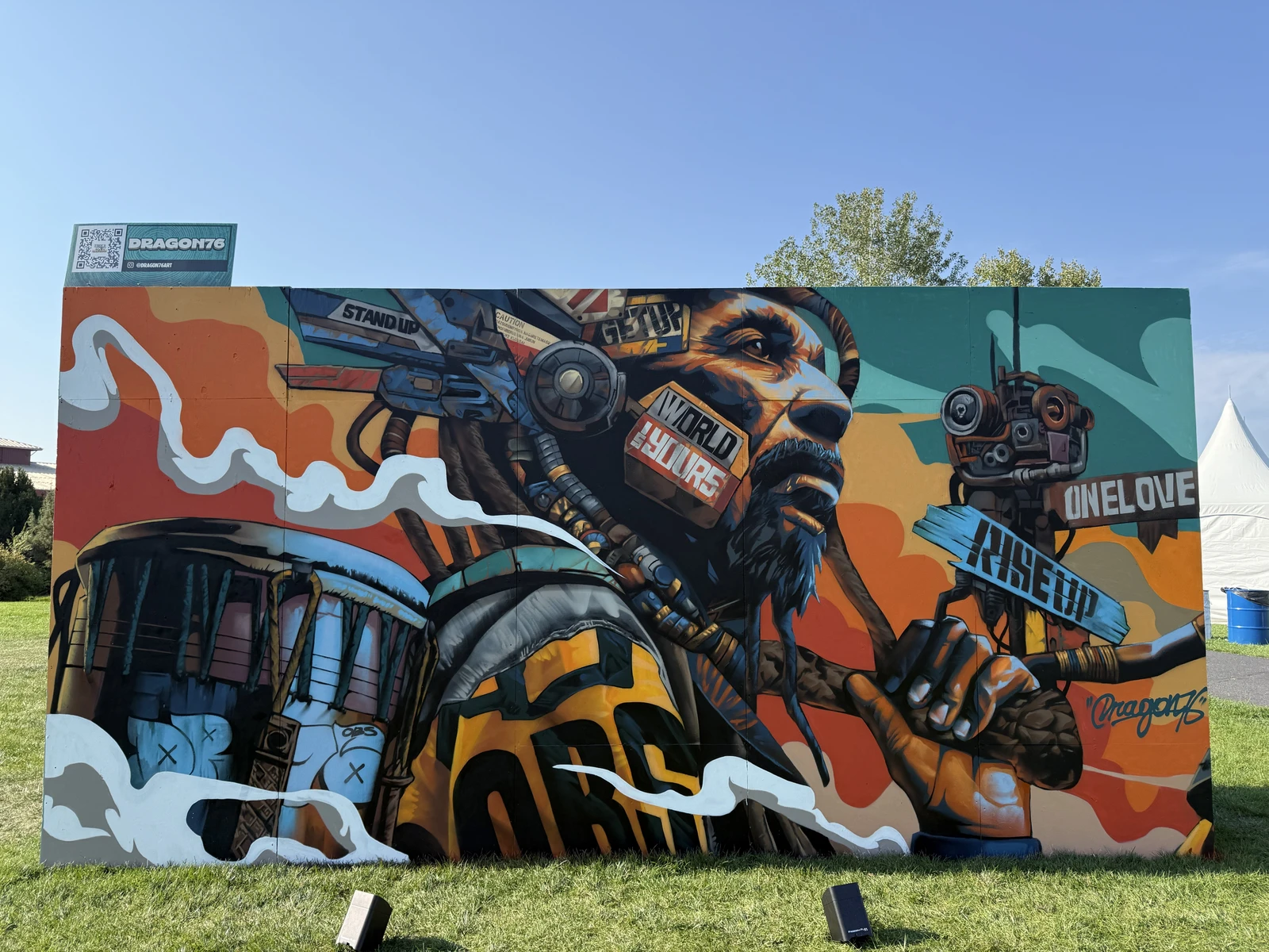 MURAL